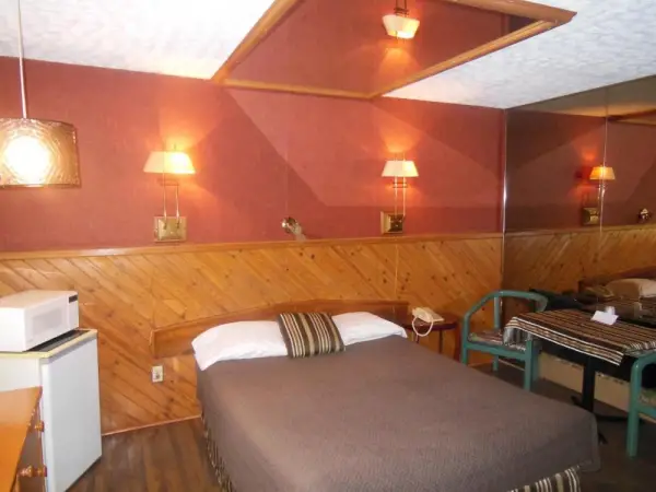 Motel Le Paysan 9